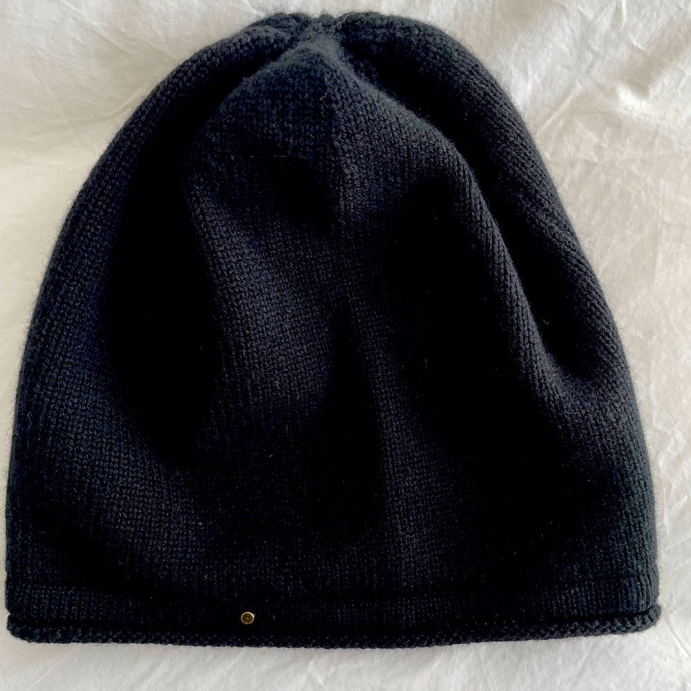 Cuyana Cashmere Beanie (Black)